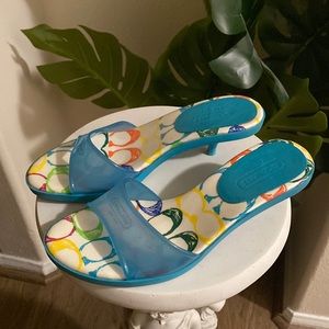 Cute coach sandals 🩴 ~ 🎈 🌊